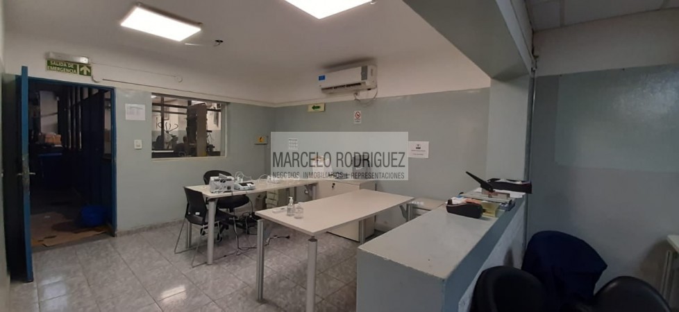 GALPON CON OFICINAS