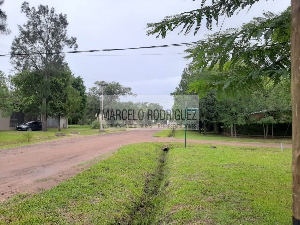 CASA CON QUINCHO Y PISCINA
