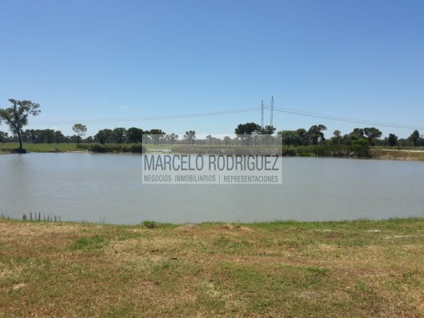 LOTES EN BARRIO CERRADO
