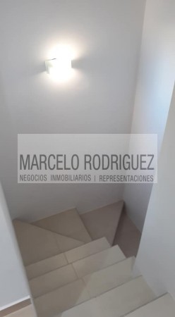 DUPLEX